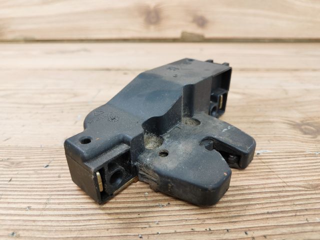 bontott CITROËN XSARA PICASSO Csomagtérajtó Zárszerkezet