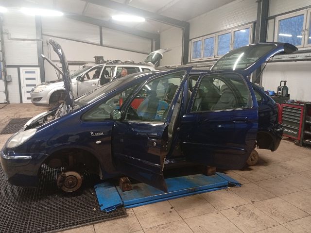 bontott CITROËN XSARA PICASSO Első Ablakmosó Szivattyú