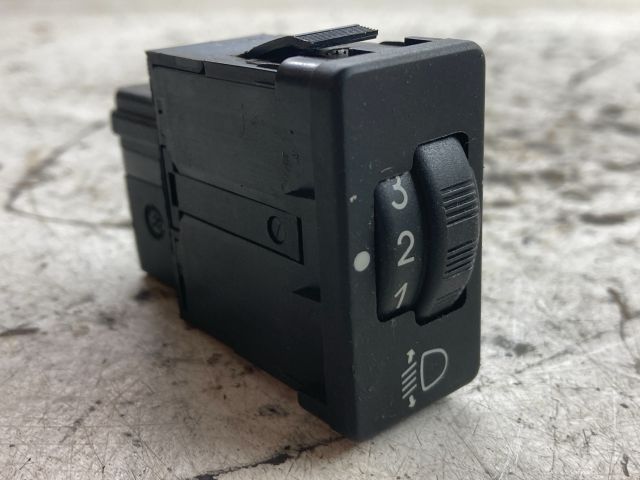 bontott CITROËN XSARA PICASSO Fényszórómagasság Állító Kapcsoló