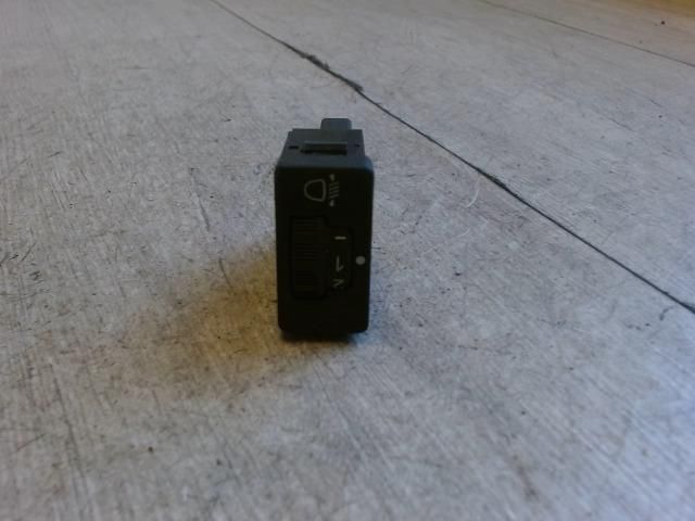 bontott CITROËN XSARA PICASSO Fényszórómagasság Állító Kapcsoló