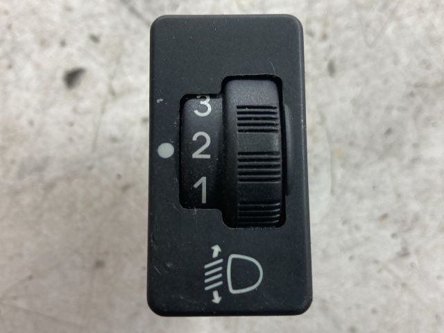 bontott CITROËN XSARA PICASSO Fényszórómagasság Állító Kapcsoló