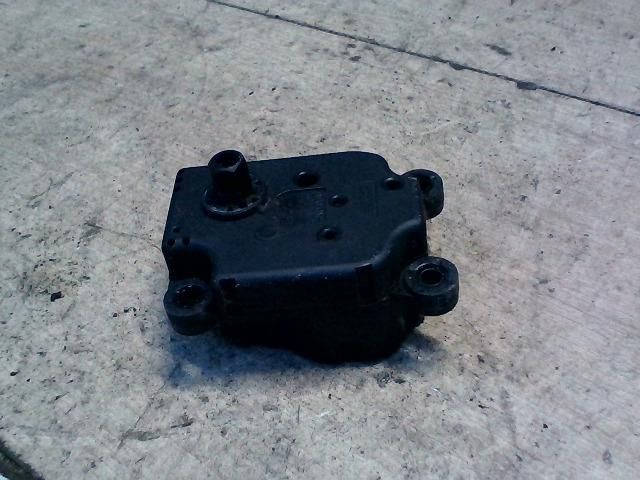 bontott CITROËN XSARA PICASSO Fűtés Állító Motor