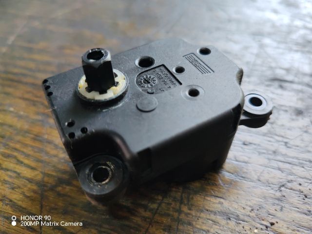 bontott CITROËN XSARA PICASSO Fűtés Állító Motor