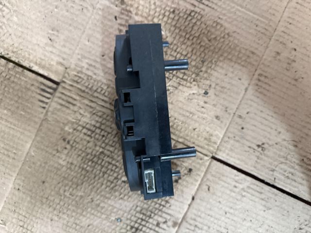 bontott CITROËN XSARA PICASSO Fűtéskapcsoló (digit klímás)