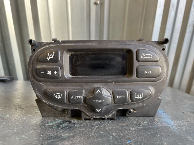 bontott CITROËN XSARA PICASSO Fűtéskapcsoló (digit klímás)