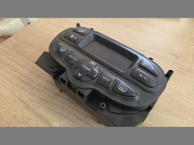 bontott CITROËN XSARA PICASSO Fűtéskapcsoló (digit klímás)
