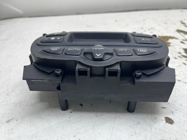 bontott CITROËN XSARA PICASSO Fűtéskapcsoló (digit klímás)