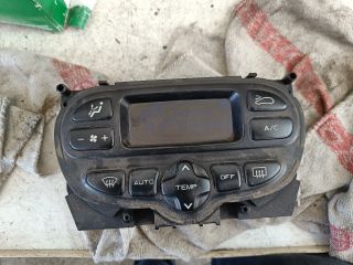 bontott CITROËN XSARA PICASSO Fűtéskapcsoló (digit klímás)