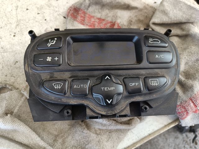 bontott CITROËN XSARA PICASSO Fűtéskapcsoló (digit klímás)