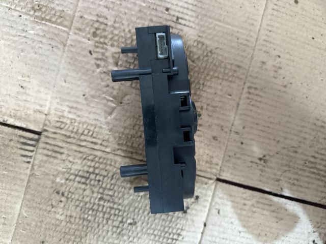 bontott CITROËN XSARA PICASSO Fűtéskapcsoló (digit klímás)