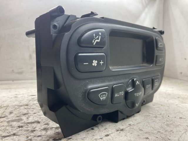 bontott CITROËN XSARA PICASSO Fűtéskapcsoló (digit klímás)