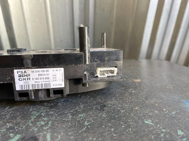 bontott CITROËN XSARA PICASSO Fűtéskapcsoló (digit klímás)