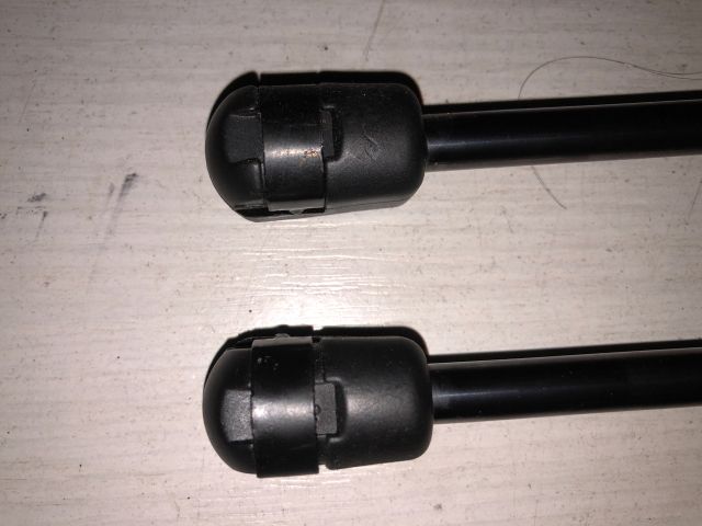 bontott CITROËN XSARA PICASSO Gázrugós Kitámasztó Teleszkóp Pár Csomagtérajtó