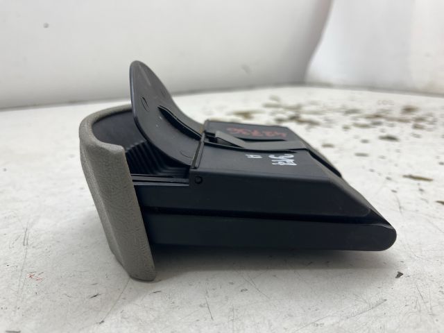 bontott CITROËN XSARA PICASSO Hátsó Hamutartó