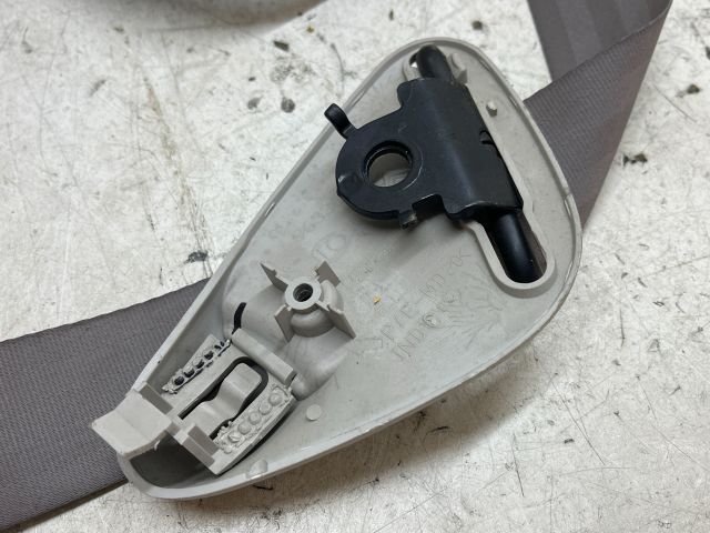 bontott CITROËN XSARA PICASSO Hátsó középső Biztonsági Öv