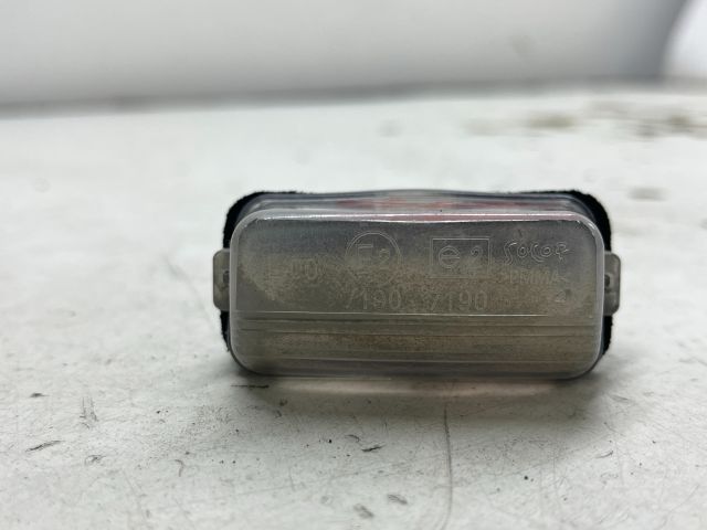 bontott CITROËN XSARA PICASSO Hátsó Rendszámtábla Világítás