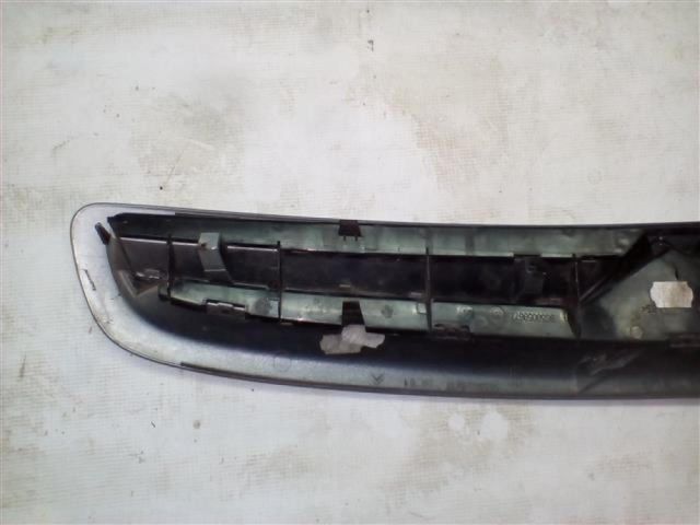 bontott CITROËN XSARA PICASSO Hűtőrács