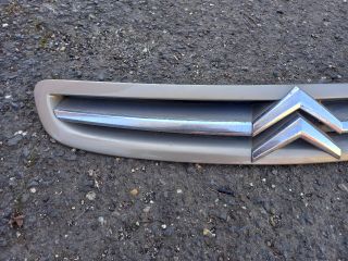 bontott CITROËN XSARA PICASSO Hűtőrács