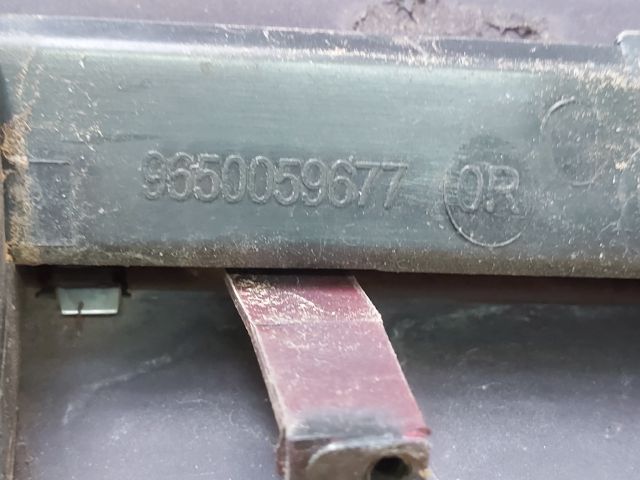 bontott CITROËN XSARA PICASSO Hűtőrács