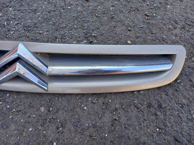 bontott CITROËN XSARA PICASSO Hűtőrács