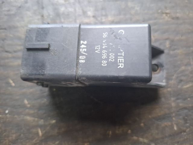 bontott CITROËN XSARA PICASSO Izzító Relé