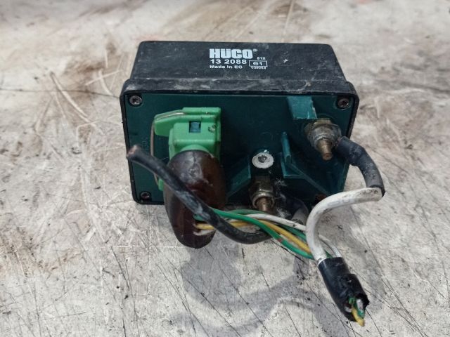 bontott CITROËN XSARA PICASSO Izzító Relé