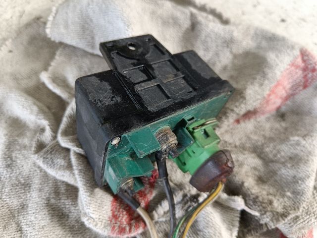 bontott CITROËN XSARA PICASSO Izzító Relé