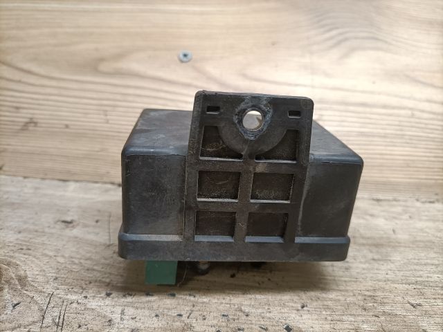 bontott CITROËN XSARA PICASSO Izzító Relé