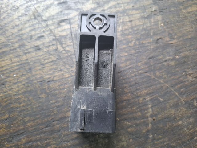 bontott CITROËN XSARA PICASSO Izzító Relé