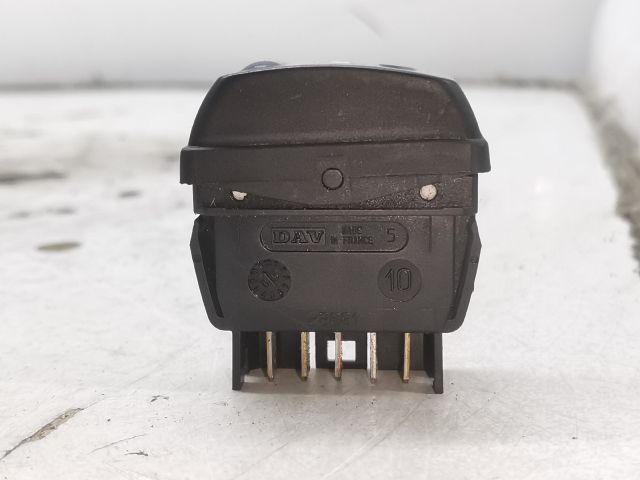 bontott CITROËN XSARA PICASSO Jobb első Ablakemelő Kapcsoló