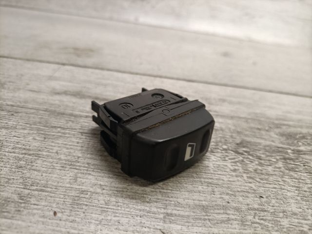 bontott CITROËN XSARA PICASSO Jobb első Ablakemelő Kapcsoló