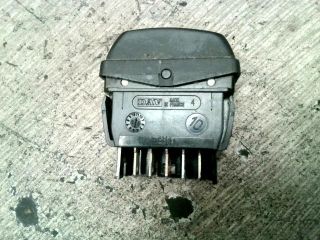 bontott CITROËN XSARA PICASSO Jobb első Ablakemelő Kapcsoló