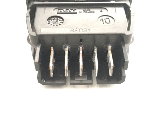 bontott CITROËN XSARA PICASSO Jobb első Ablakemelő Kapcsoló