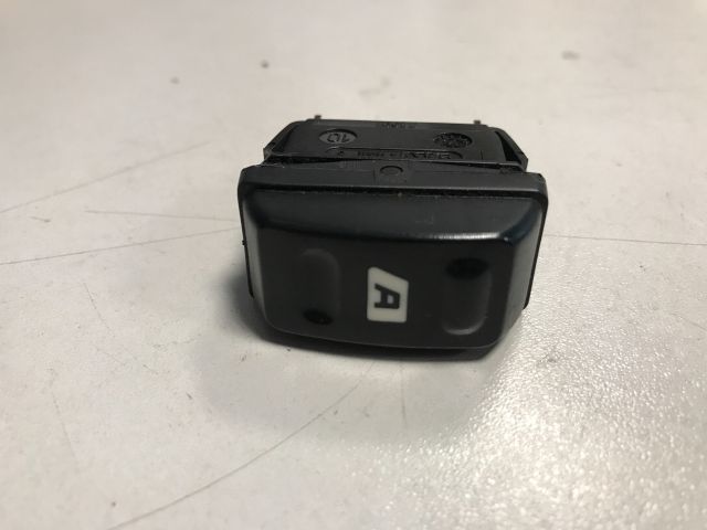 bontott CITROËN XSARA PICASSO Jobb első Ablakemelő Kapcsoló