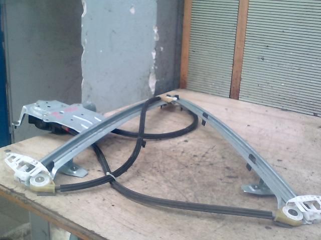 bontott CITROËN XSARA PICASSO Jobb első Ablakemelő Szerkezet (Elektromos)