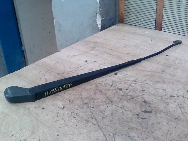 bontott CITROËN XSARA PICASSO Jobb első Ablaktörlő Kar