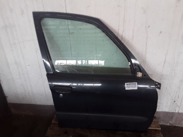 bontott CITROËN XSARA PICASSO Jobb első Ajtó (Részeivel)