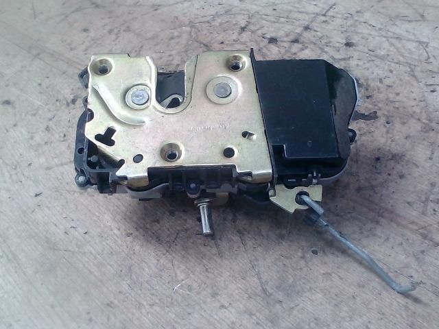 bontott CITROËN XSARA PICASSO Jobb első Ajtózár