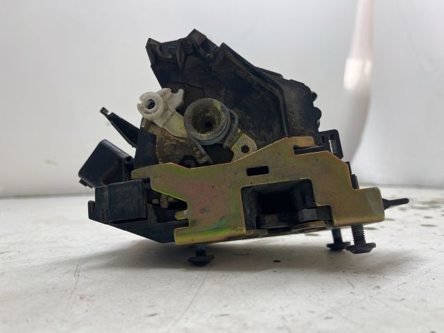 bontott CITROËN XSARA PICASSO Jobb első Ajtózár