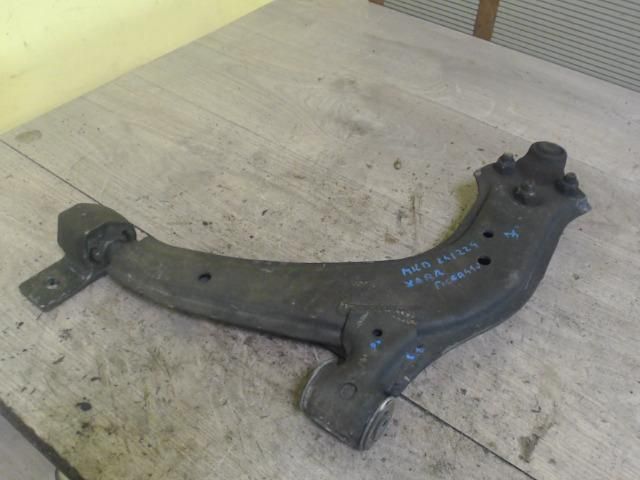 bontott CITROËN XSARA PICASSO Jobb első Alsó Első Lengőkar