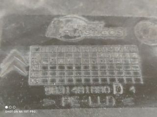 bontott CITROËN XSARA PICASSO Jobb első Dobbetét (Kerékjárati, Műanyag)