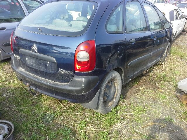 bontott CITROËN XSARA PICASSO Jobb első Fejtámla