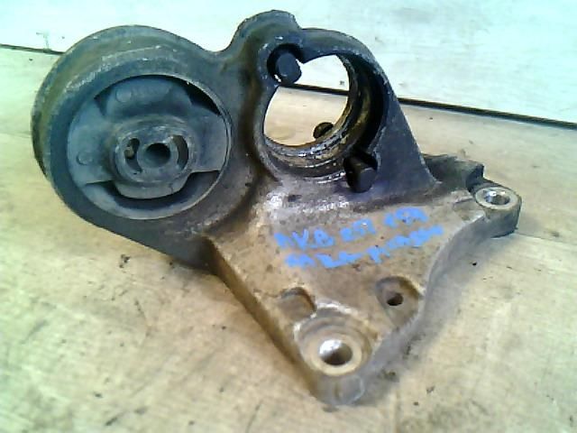 bontott CITROËN XSARA PICASSO Jobb első Féltengely Tartó