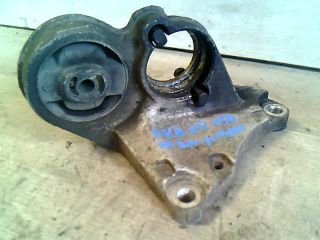 bontott CITROËN XSARA PICASSO Jobb első Féltengely Tartó