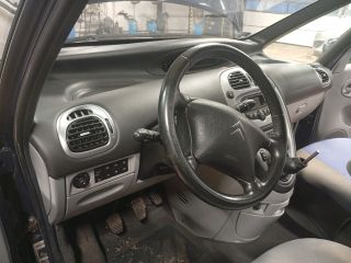 bontott CITROËN XSARA PICASSO Jobb első Gumikéder