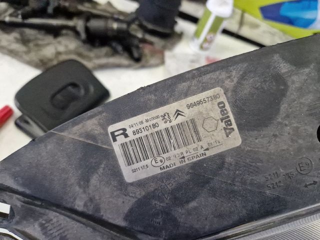 bontott CITROËN XSARA PICASSO Jobb Fényszóró