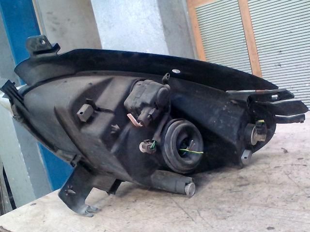 bontott CITROËN XSARA PICASSO Jobb Fényszóró