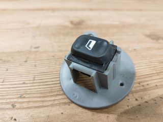 bontott CITROËN XSARA PICASSO Jobb hátsó Ablakemelő Kapcsoló