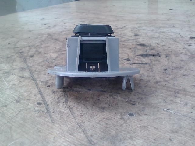 bontott CITROËN XSARA PICASSO Jobb hátsó Ablakemelő Kapcsoló