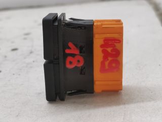 bontott CITROËN XSARA PICASSO Jobb hátsó Ablakemelő Kapcsoló